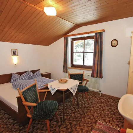 Cozy Chalet In Tyrol Near Area בקתה *