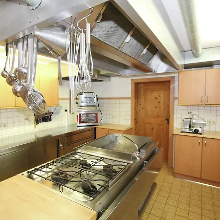 Cozy Chalet In Tyrol Near Area * מאיירהופן